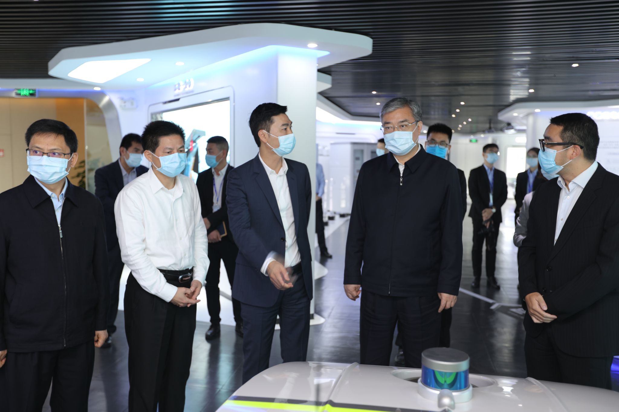 佛山市委書記魯毅調(diào)研盈峰環(huán)境，鼓勵(lì)企業(yè)再接再厲創(chuàng)新高